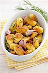 Roast potatoes with rosemary and garlic