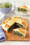 Spinach pie with almonds