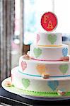 A bright and cheery wedding cake