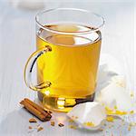 Orange,cinnamon,and rose-petal balck tea