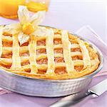 Orange marmelade and kumquat pie