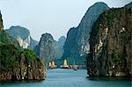 Ha-Long Bay, UNESCO World Heritage Site, Vietnam, Indochina, Southeast Asia, Asia