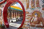 Circular doorway and Buddha's, Kek Lok Si Temple, Crane Hill, Georgetown, Pulau Penang, Malaysia, Southeast Asia, Asia