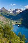 Cruise boat in Geiranger Fjord, UNESCO World Heritage Site, More og Romsdal, Norway, Scandinavia, Europe