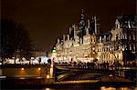 Hotel de Ville by  river Seine, Paris, France