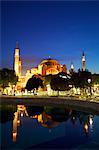 Hagia Sophia (Aya Sofya Mosque) (The Church of Holy Wisdom) at sunrise, UNESCO World Heritage Site, Istanbul, Turkey, Europe