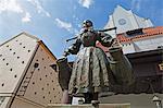 Bamberg Woman statue, historic Old Town, Poznan, Poland, Europe