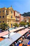 The morning fruit and vegetable market, Cours Saleya, Nice, Alpes Maritimes, Provence, Cote d'Azur, French Riviera, France, Europe