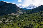 Trek up to Mount Fitzroy (Cerro Fitz Roy) from El Chalten, Los Glaciares National Park, UNESCO World Heritage Site, Santa Cruz Province, Patagonia, Argentina, South America
