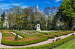 Statue of John 3rd Marquess of Bute Formal Garden, Cardiff, Wales, United Kingdom, Europe