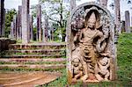 Guardian statue at Thuparama Dagoba, Mahavihara (The Great Monastery), Anuradhapura, UNESCO World Heritage Site, Sri Lanka, Asia