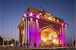 Emirates Palace Hotel entrance, Abu Dhabi, United Arab Emirates, Middle East