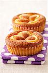 Small custard cakes