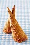 Unfilled ice cream cones