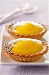 Lemon curd tartlets