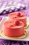 Raspberry-strawberry mousse