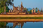 Wat Mahatat, Sukhothai Historical Park, UNESCO World Heritage Site, Sukhothai, Thailand, Southeast Asia, Asia