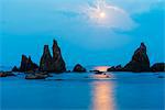 Asia, Japan, Honshu, Wakayama prefecture, Hashikuiiwa, full moon rising over rock stacks