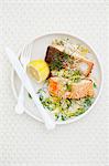 Salmon fillets with lemon and dill