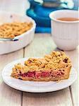 Rhubarb crumble cake