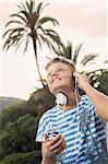 Teenager music MP3 player T-shirt summer holiday