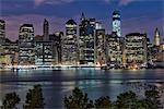 USA, New York, Brooklyn, Skyline of lower Manhattan seen from Brooklyn Heights