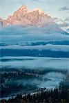 USA, Wyoming, Rockies, Rocky Mountains, Grand Teton, National Park, the Tetons at down at Snake river overlook