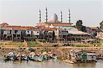 View of life along the Tonle Sap River headed towards Phnom Penh, Cambodia, Indochina, Southeast Asia, Asia