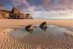 Tidal pool on a deserted beach at Bedruthan Steps, Cornwall, England, United Kingdom, Europe