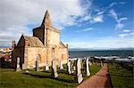 The Auld Kirk and Kirkyard on the Fife Coast at St. Monans, Fife, Scotland, United Kingdom, Europe