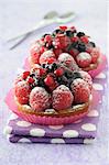 Berry tartlets with raspberries and redcurrants