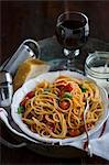 Spaghetti ai pomodori di Pachino (pasta with steamed cherry tomatoes, Italy)