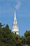 Trinity Church dating from 1726 on Queen Anne Square, the oldest Episcopal parish in the state, designed by local builder Richard Munday who was inspired by Wren's churches, in historic Newport, Rhode Island, New England, United States of America, North America