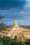 Asia, Southeast Asia, Myanmar, Monywa, Thanboddhay Paya buddhist temple