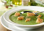 Spinach soup with salmon