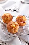 Lemon muffins with pears