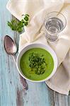 Pea soup with parsley