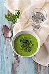 Pea soup with parsley