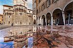 Italy, Italia; Emilia-Romagna; Modena district. Modena. Piazza Grande, the Cathedral (UNESCO World Heritage)
