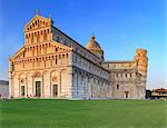 Italy, Italia. Tuscany, Toscana. Pisa district. Pisa. Piazza dei Miracoli. Cathedral and Leaning Tower