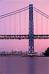 USA, New York, Manhattan, George Washington Bridge & the Hudson river