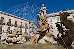 Fountain of Diana on the tiny island of Ortygia, UNESCO World Heritage Site, Syracuse, Sicily, Italy, Europe