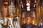South East Asia, Thailand, Chiang Mai, Wat Chedi Luang Worawihan temple; buddha statue