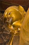 Reclining Buddha statue 150 feet long, Wat Pho (Wat Phra Chetuphon), Bangkok, Thailand, Southeast Asia, Asia