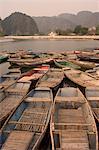 Boats, limestone mountain scenery, Tam Coc, Ninh Binh, south of Hanoi, North Vietnam, Southeast Asia, Asia