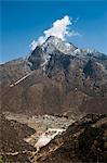 Khumjung village in the Khumbu (Everest) Region, Nepal, Himalayas, Asia