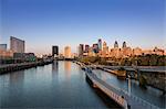 Schuylkill Banks Boardwalk, Schuylkill River Park, Philadelphia, Pennsylvania, USA.