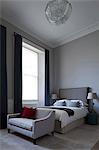 Knightsbridge Apartment, London. A bedroom with a double bed.