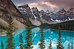 Sunset at Moraine Lake, Banff National Park, UNESCO World Heritage Site, Canadian Rockies, Alberta, Canada, North America