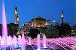 Hagia Sophia (Aya Sofya) at night, UNESCO World Heritage Site, Sultanahmet Square Park, Istanbul, Turkey, Europe